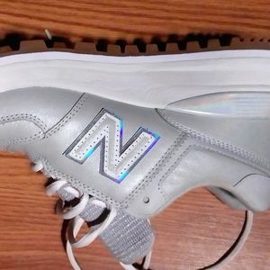 New Balance Platform sneakers